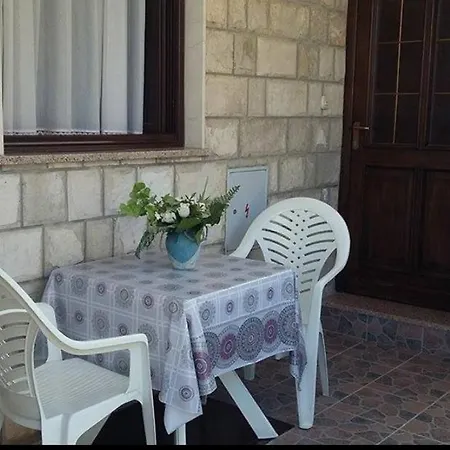 Apartman Marija - *